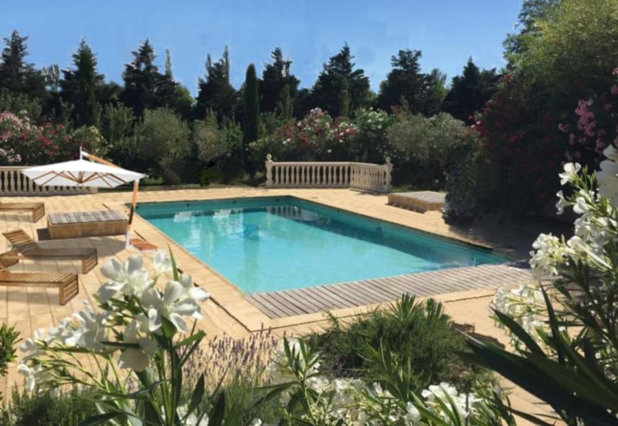 Au Soleil Ocre Apartment